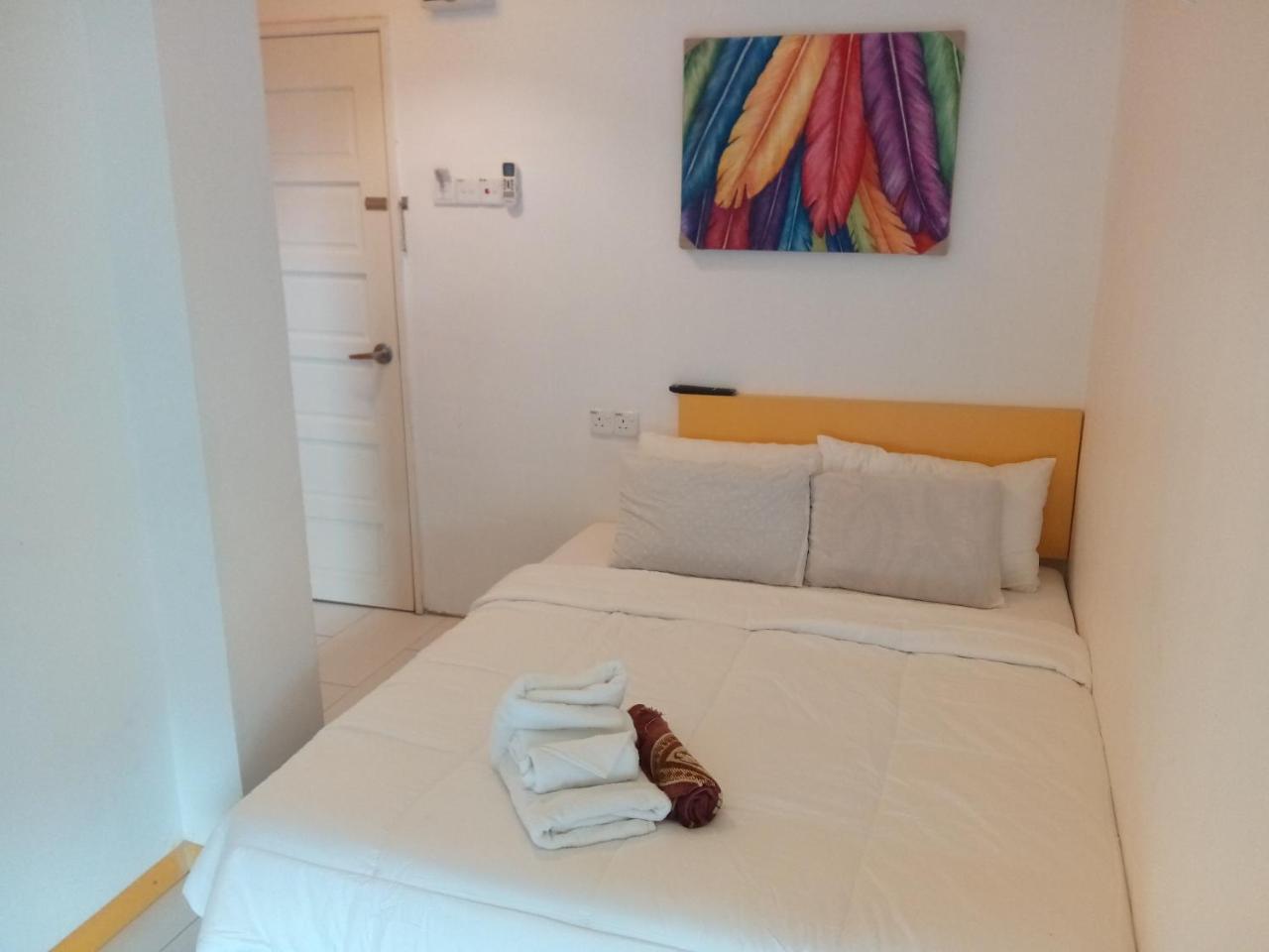 The Serai Cottage Transit Hotel Kampong Gong Badak Dış mekan fotoğraf