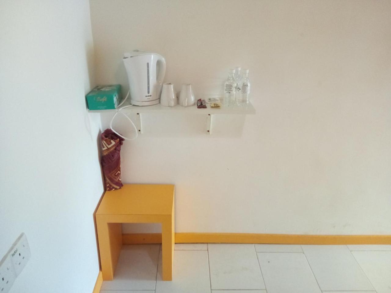 The Serai Cottage Transit Hotel Kampong Gong Badak Dış mekan fotoğraf