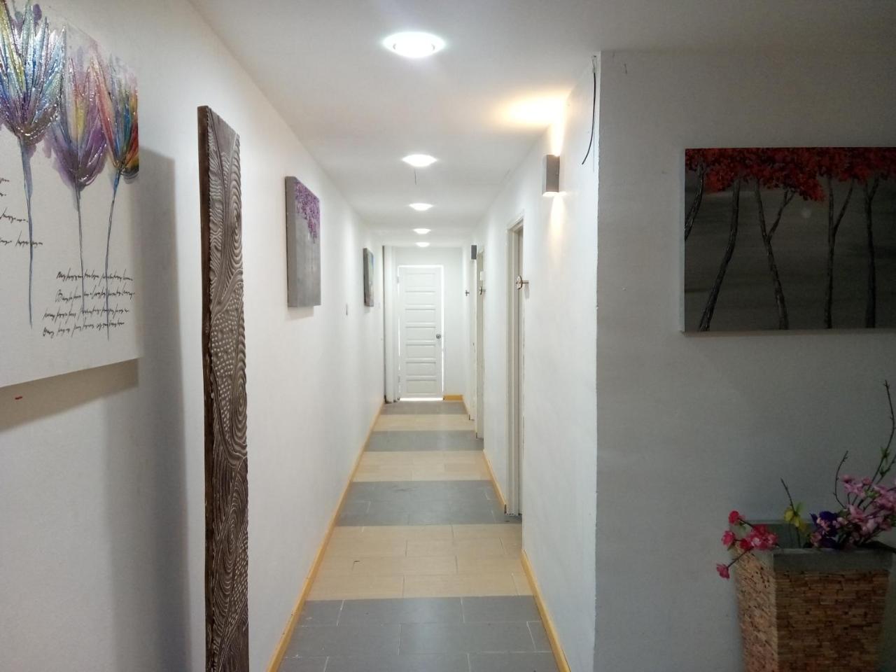 The Serai Cottage Transit Hotel Kampong Gong Badak Dış mekan fotoğraf