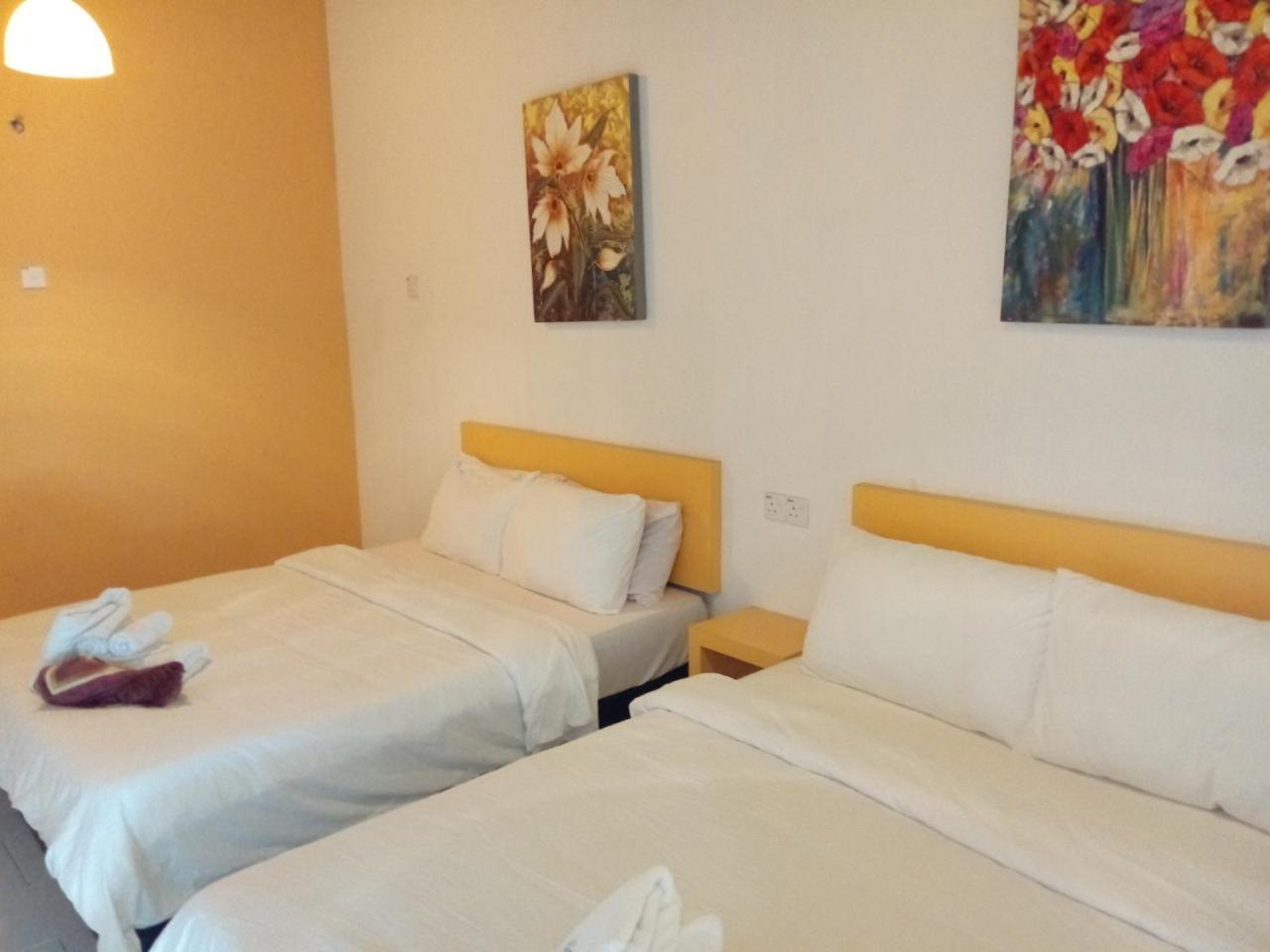 The Serai Cottage Transit Hotel Kampong Gong Badak Dış mekan fotoğraf